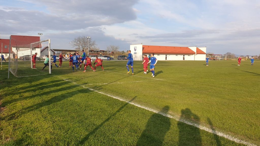 Victoria Świebodzice, Sportowy Wałbrzych, Rafał Grzelak