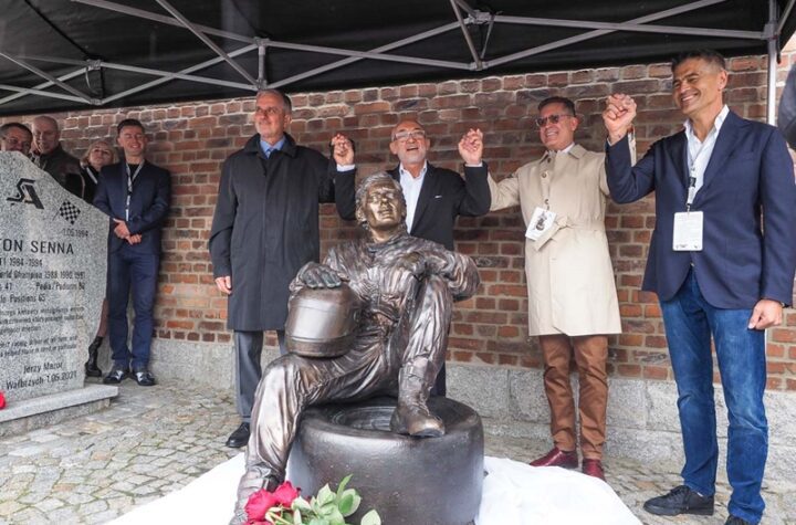 odsłonięcie pomniku Ayerton Senna Wałbrzych - autor zdjęcia Krzystzof Żarkowsk