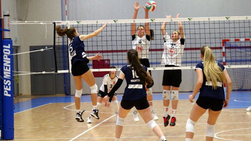 Chełmiec Wodociągi Wałbrzych, Sportowy Wałbrzych