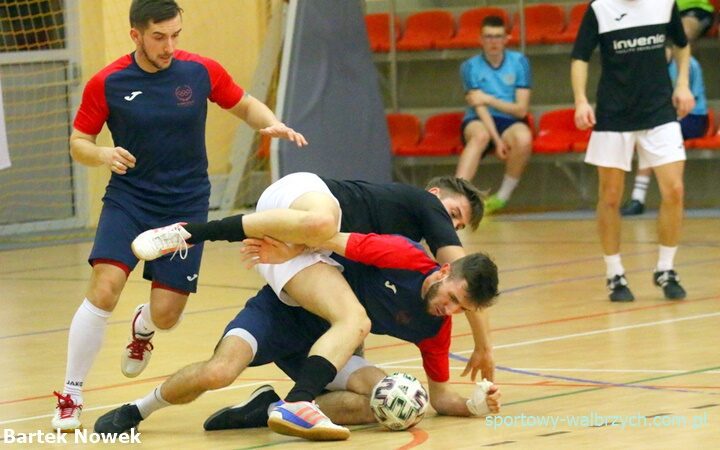 Uzdrowiskowa Liga Halowa - 11 kolejka plus zakończenie, fot. Bartek Nowak, Sportowy Wałbrzych