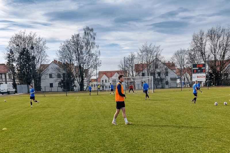 Niewykorzystane sytuacje się mszczą. Górnik Wałbrzych przegrywa na wyjeździe