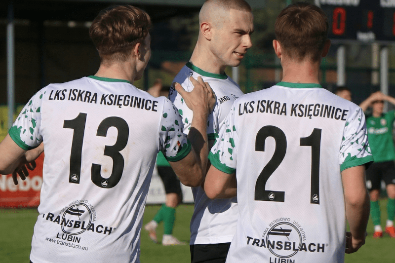 Bohater w bramce i Iskra Księginice dzieli się punktami z Piastem Nowa Ruda 